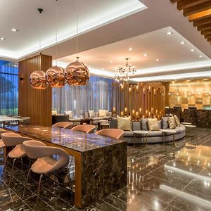 Courtyard By Marriott Bogota Airport